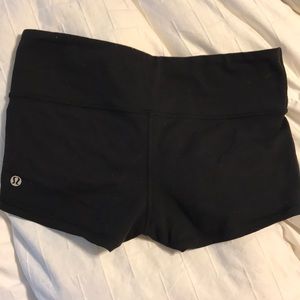 Wonder under black shorts size 6